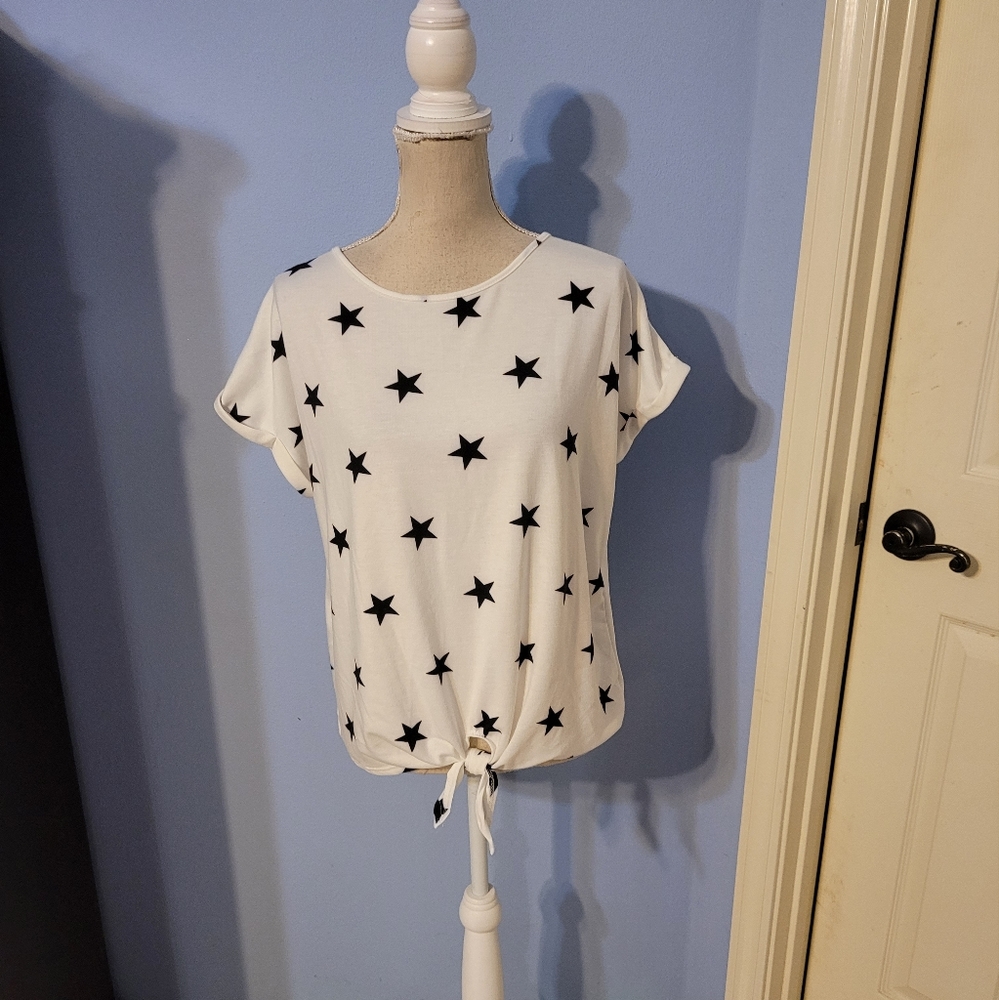 Gyft Medium Womens Blouse